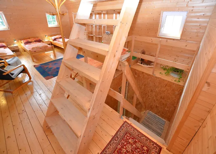 Bedroom By The Woods بيت للعطل